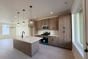 1488 W Kiera Ct, Farmington, UT 84025 - Photo 8