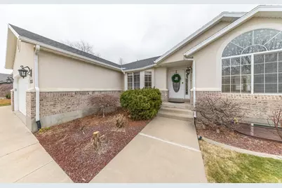 2353 Canyon View Dr, Layton, UT 84040 - Photo 4