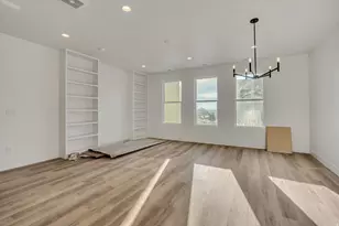 1484 W Kiera Ct, Farmington, UT 84025 - Photo 4