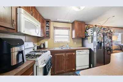 850 N Main St #47, Springville, UT 84663 - Photo 6