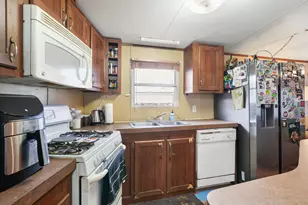 850 N Main St, Springville, UT 84663 - Photo 6