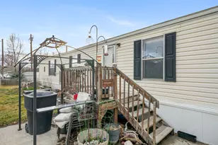 850 N Main St, Springville, UT 84663 - Photo 2