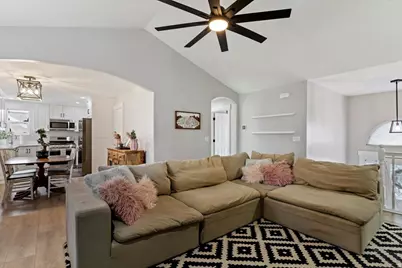 7478 S 1980 E, South Weber, UT 84405 - Photo 6