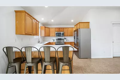 939 W Nibley Pkwy, Nibley, UT 84321 - Photo 8