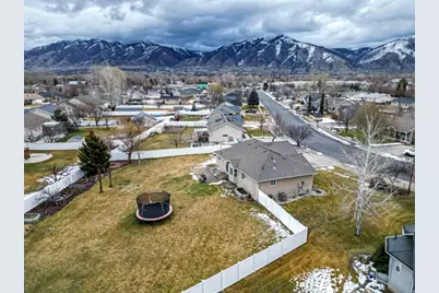 939 W Nibley Pkwy, Nibley, UT 84321 - Photo 26