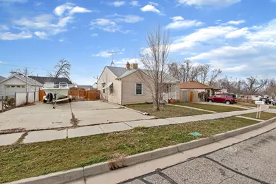 3925 S Evelyn Rd E, Ogden, UT 84403 - Photo 4