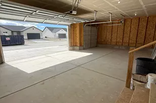 2349 E Sego Liliy Dr, Eagle Mountain, UT 84005 - Photo 22