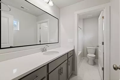 921 N Evelyn St, Farmington, UT 84025 - Photo 14