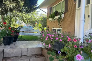 685 Lavina Dr, South Ogden, UT 84403 - Photo 4