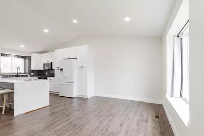 1321 E 3125 N, Layton, UT 84040 - Photo 6