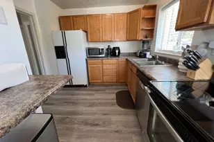 433 N 300 E, Provo, UT 84606 - Photo 10