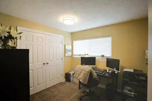 10564 S Weeping Willow Dr E, Sandy, UT 84070 - Photo 14