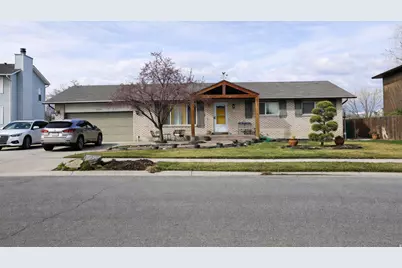 10564 S Weeping Willow Dr E, Sandy, UT 84070 - Photo 2