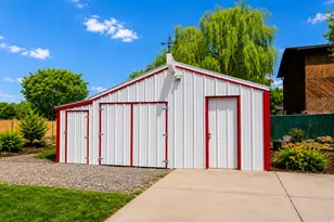 10564 S Weeping Willow Dr E, Sandy, UT 84070 - Photo 26