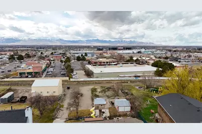 10564 S Weeping Willow Dr E, Sandy, UT 84070 - Photo 30