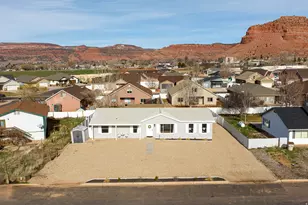 632 S Hillside Dr, Kanab, UT 84741 - Photo 2