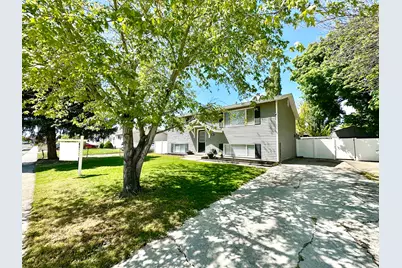 1498 W 1850 N, Layton, UT 84041 - Photo 2