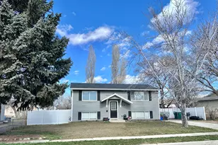 1498 W 1850 N, Layton, UT 84041 - Photo 2