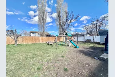 1498 W 1850 N, Layton, UT 84041 - Photo 16