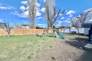 1498 W 1850 N, Layton, UT 84041 - Photo 16
