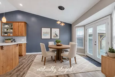 8675 N Franklin Dr E, Eagle Mountain, UT 84005 - Photo 10