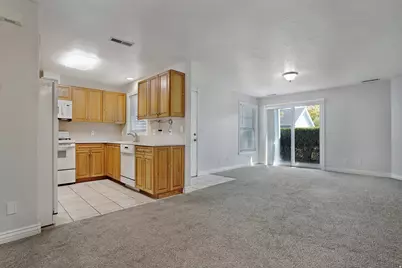 2480 W 450 S #4, Springville, UT 84663 - Photo 8