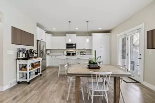 6654 S Wallsburg Dr W, Taylorsville, UT 84123 - Photo 6