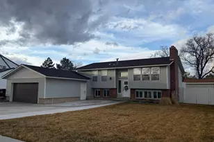 1838 W Western Charm Dr S, Riverton, UT 84065 - Photo 1