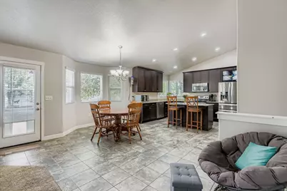 6474 S Silhouette Ln, West Valley, UT 84081 - Photo 12