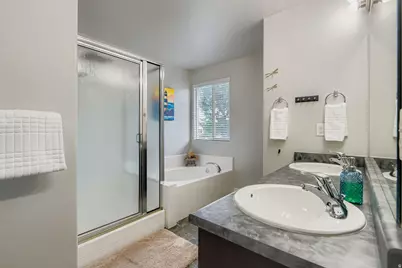 6474 S Silhouette Ln, West Valley, UT 84081 - Photo 18