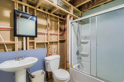 6474 S Silhouette Ln, West Valley, UT 84081 - Photo 20