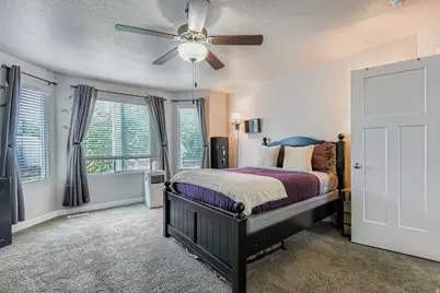 6474 S Silhouette Ln, West Valley, UT 84081 - Photo 16