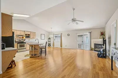 1528 W Turtle Dove Ln, West Jordan, UT 84088 - Photo 4