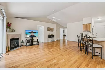 1528 W Turtle Dove Ln, West Jordan, UT 84088 - Photo 2