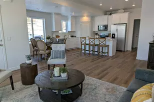 781 N Pheasantbrook Dr, Centerville, UT 84014 - Photo 2