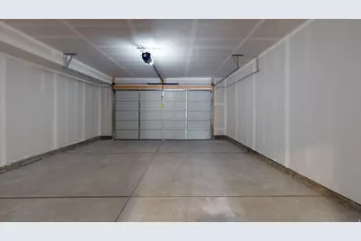 781 N Pheasantbrook Dr, Centerville, UT 84014 - Photo 16