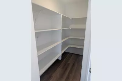 781 N Pheasantbrook Dr, Centerville, UT 84014 - Photo 4