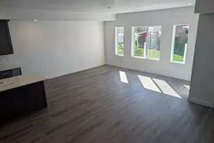 775 N Pheasantbrook Dr, Centerville, UT 84014 - Photo 4