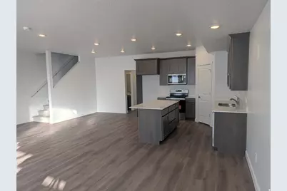 775 N Pheasantbrook Dr, Centerville, UT 84014 - Photo 4