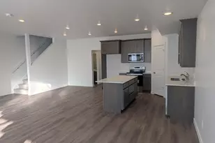 775 N Pheasantbrook Dr, Centerville, UT 84014 - Photo 4