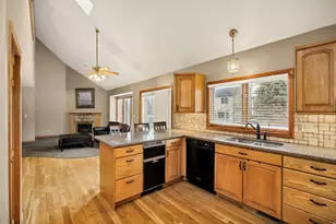 615 E Foxridge Dr S, Providence, UT 84332 - Photo 14