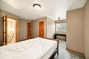 615 E Foxridge Dr S, Providence, UT 84332 - Photo 26