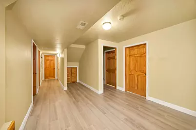 615 E Fox Ridge Dr S, Providence, UT 84332 - Photo 32