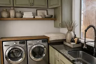 674 S Lake View Dr, Vineyard, UT 84059 - Photo 62