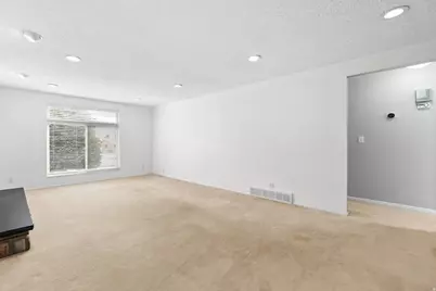 1139 E Hidden Valley Dr, Sandy, UT 84094 - Photo 2