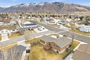 1139 E Hidden Valley Dr, Sandy, UT 84094 - Photo 42