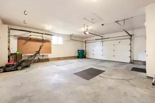 1139 E Hidden Valley Dr, Sandy, UT 84094 - Photo 34