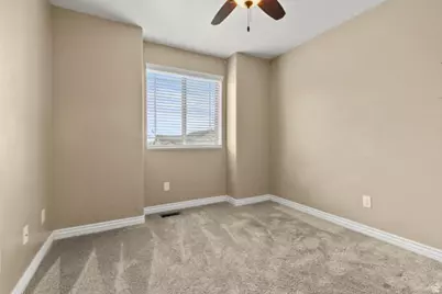 884 Willowbrook Ln, Pleasant View, UT 84404 - Photo 28