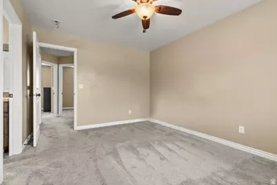 884 Willowbrook Ln, Pleasant View, UT 84404 - Photo 32