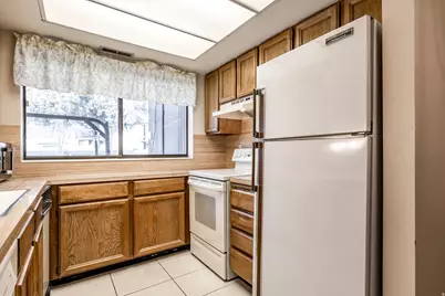 325 E 2550 N #17, North Ogden, UT 84414 - Photo 8